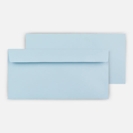 Hochwertiger Briefumschlag in Pastellblau DIN lang