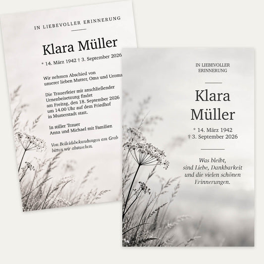 Elegante Einladung zur Trauerfeier Stille Blüte mit feinen Wiesenblumen und Gräsern in Schwarz Weiß und Grau #Postkarte